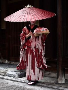 Chinese Contemporary Art, Japanese Umbrella, Memoirs Of A Geisha, Turning Japanese, Ivy House, Red Umbrella, Happy Buddha, Sea Photo, Pink Sunset