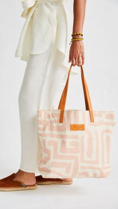 Say hello to your new everyday bag! The Go-To tote is perfect for heading out to work or for a weekend stroll to the farmer's market. You will make your entrance into any room with our bold, dusty pink Kuba print bag. Shop now!!! Bag Shop, Farmer's Market, Everyday Bag, Printed Bags, Printed Tote Bags