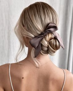 Wedding Hair Up, Wedding Updos, Make Up Inspiration, Bow Hairstyle, Hair Styler, Wedding Hair And Makeup, Bride Hairstyles, Bridesmaid Hair, Hair Updos