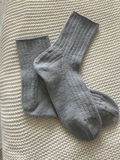 The socks are made of 100% wool.  The heel of the socks has an extra layer of polyester for longer use.  There is a an elastic band. They'd fit on a wide feet. Also for use in shoes. A great gift for any occasion. Suitable for him and for her. Great wellness Christmas gift. Boyfriend Socks, Baby Sneakers, Wool Socks, Crochet Basket, Casual Socks, Baby Booties, Handmade Knitting, Socks And Hosiery, Knitting Socks