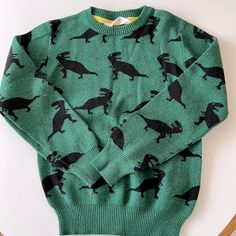 Nwot H&M Green Dinosaur Knit Sweater Size 8-10y Boys Brand New, Tags Removed Size 8-10y Dinosaur Sweater, Green Dinosaur, Boys Clothes, Black Green, Kids Shirts, Boy Outfits, Knit Sweater, Sweater Top, Sweater Sizes