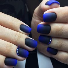 Blue new years nails, Dark blue nails, Dark short nails, Festive nails, Luxurious nails, Nails with rhinestones, New Year nails 2018, New years nails Nail Art Bleu, Black Ombre Nails, Blue Ombre Nails, Blue Nail Art Designs, Ombre Nail Art Designs, Nails Yellow, Blue Nail Art, Blue Nail Designs