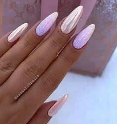 Shine Nail Designs, White Chrome Nails, Concert Nails, Teen Nails, Aurora Nails, Mango Margarita, Chrome Nails Designs, Romantic Nails