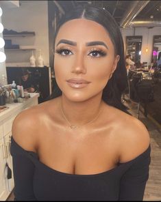 Wedding Makeup Guest Brown Eyes, Bridal Makeup Hooded Brown Eyes, Bronze Prom Makeup, Hen Do Makeup Ideas, Brown Smokey Eye Wedding Makeup, Matte Bridal Makeup Brown Eyes, Kim K Wedding Makeup, Black Tie Glam Makeup, Elegant Bridal Makeup Brown Skin