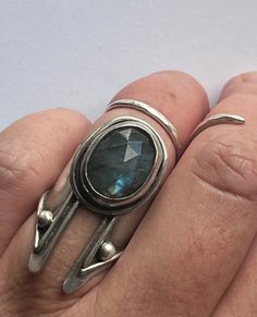 This Labradorite Queen is for the queen!! I adore this ring... finally time to let it go! A stunning rose cut super Blu flash Labradorite stone is held within a simple bezel with rope border. This setting sits atop a chunky band with angular details. Ring band has rope border as well as fine silver ball details at the top.  I have oxidized and polished this beauty up to showcase the gorgeous Labradorite. Handmade from scratch & ready to ship! Xo  *Size 6* *Please feel free to ask me additional q Silver Ring Chunky, Simple Ring Design, Silversmith Rings, Jewelry Closet, Rope Border, Armor Ring, Chunky Silver Rings, Ancient Jewelry, Funky Jewelry