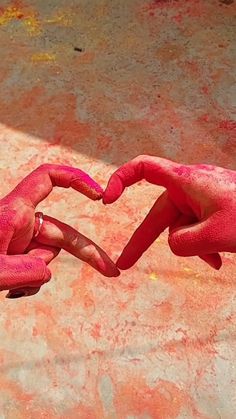 holi aesthetic Holi Couple, Gf Bf Pics Hidden Face, Car Snaps, Holi Pictures, Holi Photo, Streak Ideas, Boyfriend Pranks Pictures, Birthday Captions Instagram, Good Photo Editing Apps