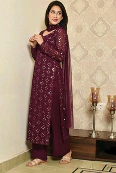 Bangladesh Dress, Stylish Kurtis Design, Anarkali Dress Pattern, Eid Outfits, Simple Kurti Designs, Pakistani Dresses Casual, Long Dress Design, Salwar Kamiz, Simple Pakistani Dresses