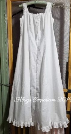 Celana Jogger Wanita, Gaun Koktail, Victorian Nightgown, Cotton Night Dress, Nightgown Pattern, Womens Nightgowns, Cotton Nightgown, Night Gowns, Vintage Nightgown