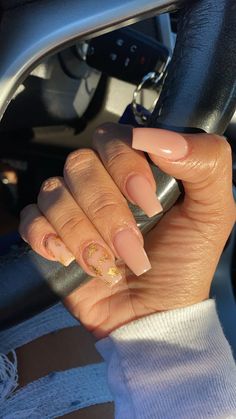 Fresh Set Acrylic Nails, Fresh Manicure Ideas, Pink And Gold Flake Nails, Short Square Acrylic Nails Gold, Square Gold Nails, Gold Acrylic Nails Short, Nude Tapered Square Nails, Short Square Nude Nails, Nude Pink Nails With Design