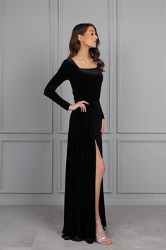 Long Sleeve Evening Dresses For Gala, Elegant Long Gown With Sweep Train, Elegant Long Sleeve Prom Gown, Elegant Long Sleeve Gown For Prom Season, Elegant Long Sleeve Gown For Prom, Elegant Long Sleeve Gown For Gala, Elegant Long Sleeve Floor-length Dress For Gala, Elegant Long Sleeve Floor-length Gala Dress, Elegant Floor-length Long Sleeve Dress For Gala