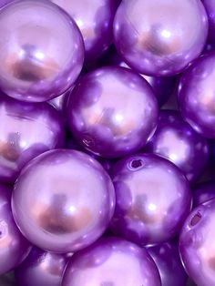 ♥ Cute purple pearlized chunky beads. Great as either accent beads or necklace strands. ♥ Made from acrylic. ♥ Dimensions: 20mm Purple Beads, Bubblegum Beads, Chunky Jewelry, Chunky Beads, Lilac, Violet, Beads, Purple