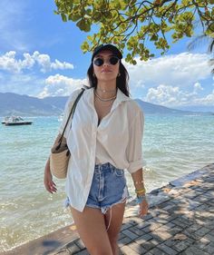 Summer Outfits Trendy 2024, Beach Simple Outfit, Beachy Summer Outfits Casual, Goa Looks For Women, Beachy Outfits Casual, Goa Outfits Beach, Goa Fits, Goa Outfits Women, Vacay Outfits Casual