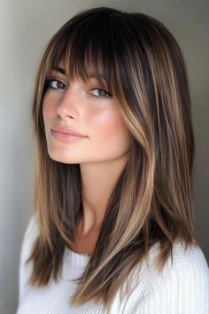 26 Low Maintenance Brunette Balayage Ideas Brunette With Light Balayage, Bayalage On Straight Hair, Hair Color Ideas Straight Hair, Brown Hair With Bangs And Layers, Straight Brown Hair With Bangs, Brunette Balayage Straight Hair, Light Brown Hair Bangs, Brunette Balayage Hair With Bangs, Effortless Brunette