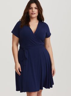 LargeImages Plus Size Work Dresses, Casual Plus Size Outfits, Plus Size Outfits Casual, Navy Wrap Dress, Plus Size Peplum, Studio Knit, Big Size Dress, Wrap Dress Short, Stretch Knit Dress