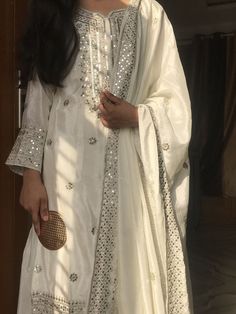 Dresses References, Outfit Poses, Medicine Snaps, Desi Fits, Desi Wedding Dresses, Pakistani Fancy Dresses