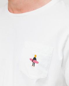 Shirt Pocket Embroidery, Surf Embroidery, Handkerchief Embroidery, Embroidery Jeans Diy, Streetwear Tshirt Design, Embroidery Workshop, Embroidery Stitches Beginner, Embroidery Lessons, Embroidery Tshirt