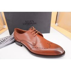 Allen Edmonds Lucca Toe Derby Oxford Men Shoes Size 9 Brown New $395 New With In Box Condition Notes: A Display Or Try On Shoe. Minimalist Broguing Elevates An Italian-Made Derby Crafted From Smooth Leather For A Look Of Timeless Sophistication. Leather Upper And Lining/Leather And Rubber Sole Made In Italy Purchased From A Brand Authorized Retail Store's Display Floor Msrp: 395.00 Style Name: Lucca Derby Color Name: Dark Chili Brown Shoe Size: 9.0 Us Eu Shoe Width: Medium (D, M) With Some Manuf Shoe Minimalist, Retail Store Display, Allen Edmonds, Boxing Conditioning, Mens Oxfords, Brown Shoe, Lucca, Men Shoes Size, On Shoes