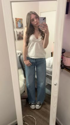 brandy melville, pacsun, converse Back To School Outfits Converse, Pacsun Outfits Aesthetic, Summer Brandy Melville Outfit, Brandt Melville Aesthetic, Brandy Girl Outfits, Outfit With Converse, Brandy Melville Fits, Brandy Melville Outfits Summer, White Converse Outfit