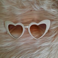 Beige Heart Sunglasses Sabrina Outfits, Beige Heart, Heart Shape Sunglasses, Eye Glasses Case, Shape Sunglasses, Hotty Toddy, Shaped Sunglasses, Heart Shaped Sunglasses, Heart Sunglasses