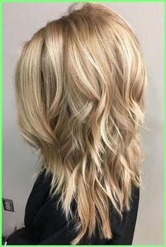 Medium Layered Haircuts, Shoulder Length Hair Cuts, Wavy Bobs, Spring Hairstyles, Haircuts For Long Hair, Medium Hair Cuts, Layered Haircuts