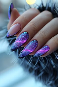 Create a French fade from clear to neon and add textured neon accents using a textured polish for a modern touch. Synthwave Nails, Neon Nails Designs, Neon Purple Nails, Nail Ideas Summer, Neon Nail Art, French Fade, Neon Nail Designs, Fruit Nail Art, Leopard Print Nails