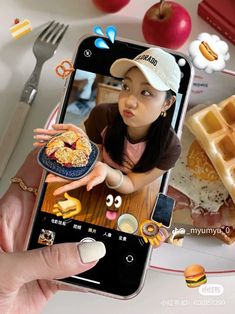 Food Pics Instagram Story, Photo Dump Story Ideas, Instagram Story Ideas Food, Instagram Design Creative, Adobe Photoshop Design, Instagram Collage, Instagram Creative Ideas, 사진 촬영 포즈, Instagram Inspiration Posts