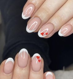 Valentines Nails With French Tip, French Valentine Nails, Nail Art Unghie Corte, Valentines Day Nails French, Cute Nail Ideas Pink, Acrylic Nail Designs Winter, Valentine Nail Ideas, Nail Designs Winter, Valentino 2022