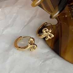 Dope Jewelry, Bow Earrings, Jewelry Lookbook, Girly Jewelry, Dream Jewelry, Dainty Jewelry, Ear Jewelry, Jewelry Inspo, Mua Sắm