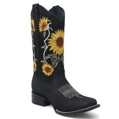 Women´s Nobuk Leather Boots Camel with Red Roses Handmade Genuine Nobuck leather Color: Black Sunflowers embroidered design Square Toe Made in Mexico FREE SHIPPING INTERCONTINENTRAL USA (2 TO 6 BUSINEES DAYS) Modelo: LC-225 Leather Boots Black, Cowboy Boot, Black 7, Black Leather Boots, Embroidered Design, Made In, Leather Boots, Red Roses, Camel