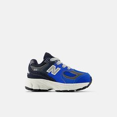 Infant Shoes, Baby Shoe Sizes, Baby Sneakers, Shoes Baby, Explore The World, New Balance, Baby Shoes