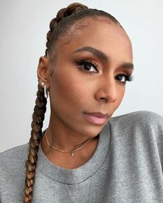 Black Hairstyles: Slick It Back. A long, braided ponyail look. Click through for 21 hairstyles for natural hair of all lengths. #naturalhair #hairstyles #hairideas IG: @janetmock Wedding Ponytail Hairstyles, Wedding Ponytail, Loose Ponytail, Small Braids, Texturizer On Natural Hair, Slick Hairstyles, Celebrity Hair Stylist, Short Black Hairstyles