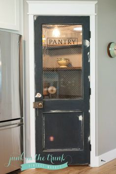 a door with a post office sign on it