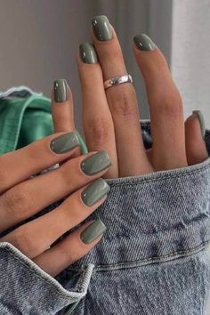 40+ Trendy Short Fall Nails to Inspire Your Next Manicure & Fall Nail Trends Terracotta Nails, Slay Nails, Manicured Nails, Nail Aesthetic, Kutek Disney, September Nails, November Nails, Fall Nail Trends