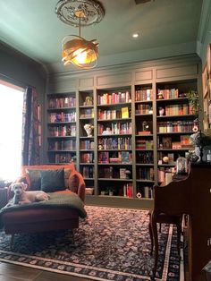 Home Library Aesthetic, Dream Home Library, Library Room, Dark Home Decor, Home Library Design, Casa Vintage, Dark Home