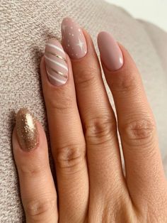 New Years Eve Nails, Winter Nails Acrylic, Festival Nails, Oval Nails, New Year's Nails