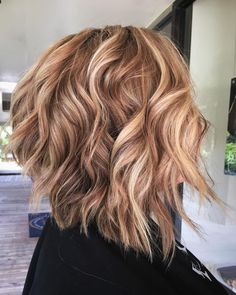 Fall Hair Color Trends for Blondes - Health Blonde Ombre Balayage, Latest Hair Color, Fall Blonde, Strawberry Blonde Hair, Blonde Hair With Highlights, Winter Hair Color, Ombre Hair Color