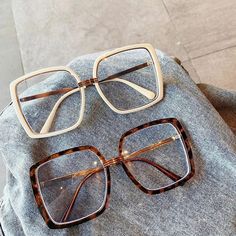 Fall Glasses Frames, Funky Glasses Frames, Aesthetic Glasses Frames, Aesthetic Glasses, Glasses Aesthetic, Action Quotes