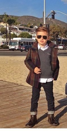 Kid Styles, Toddler Boy Fashion, Fabulous Clothes, Stylish Boys, Boys Fashion, Baby Boy Fashion, Stylish Kids, Kids Fashion Boy