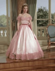 1950s Ball Gown, Princess Core, Romy Schneider, Fantasy Dresses, Princess Aesthetic, Fantasy Dress, Historical Dresses, Ball Gown Dresses, Queen Victoria