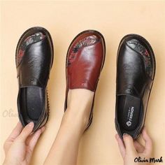 Olivia Mark - Comfortable Soft Leather Flat Shoes with Anti-Slip Sole for Women Fur Loafers, Luxury Flat, Shoes 2021, Spring Flats, Women's Casual Shoes, Luxury Flats, Leather Loafer Shoes, Black Shoes Women, Leather Flat Shoes