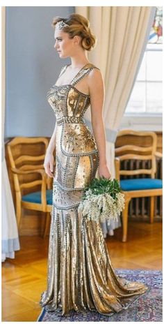 Dresses Country, Era Victoria, Detail Couture, Dress Sparkle, Goddess Gown, Basic Fashion, Easy Fashion, Gaun Fashion, Sophisticated Bride