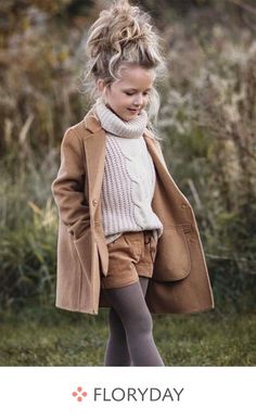 Girls Fall Outfits, Toddler Girl Style, Color Fashion, Girl Coat, Baby Outfits, Stylish Kids, Fashion Kids, Toddler Girl Outfits