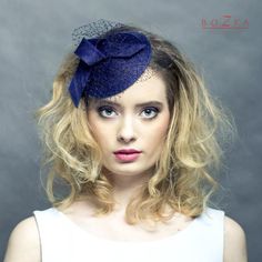 Elegant fascinator decorated by moder bow and veilind. Made of navy blue well stiffened sinamay.Is all handmade with the highest precision.Iis attached to silver metal headband.You can write to me for more informations.Ready to shipped in 4-5 working days.If You want to change something please write to me. I can personalized Your order (the price can be different).It could be in another colour. Elegant Fascinator, Fascinator Hats Outfit, Romantic Veil, Navy Blue Fascinator, Wedding Hats For Guests, Pill Box Hat, Fascinator Hats Wedding, Blue Fascinator, Kentucky Derby Fascinator