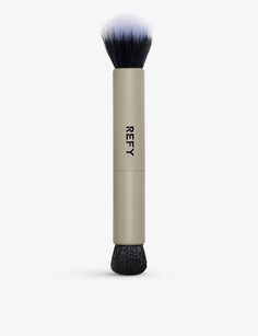 REFY - Duo brush | Selfridges.com Jess Hunt, Cream Bronzer, Makeup Bag Essentials, Makeup List, Bronzer Brush, Pretty Skin Care, Makeup To Buy, Cream Blush