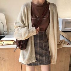 University Outfits, Academia Outfits, Academia Fashion, Korean Girl Fashion, Outfit Trends, Moda Vintage, Mode Inspo, Plaid Skirt, 가을 패션