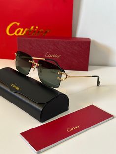 Glasses Fashion Eyewear, Elegant Sunglasses, Classy Glasses, Luxury Glasses, Cartier Sunglasses, Trendy Glasses, Sunglasses Women Vintage, نظارات شمسية