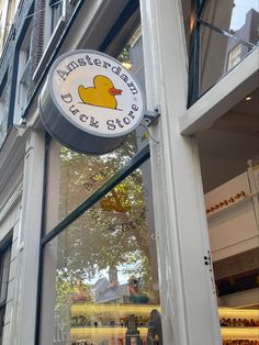 a store front with a sign that says, austerdale duck shop