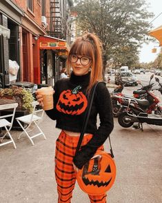 Rachel Iwanyszyn, Looks Hippie, Fall Feels, Pumpkin Print, Halloween Fashion, Party Tops, Grunge Style