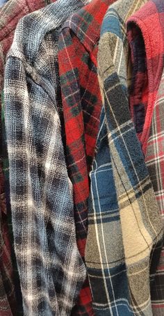 All flannels are men's sizes-Cotton-Light to medium weight-Up cycled vintage-  Our flannels are racked by size-Housed in a smoke free-pet free stockroom-   To be sure to receive the correct size-Place one of your favorite shirts on a flat surface and measure underarm to underarm and neck to hem then send those measurements to us immediately after ordering so we can be sure you get the size that you need-   Once purchased all scratchy tags will be removed-Flannels are then double washed, conditio Cowboy Life, Flannel Shirts, Vintage Flannel, Rochester Ny, Girl Falling, Cotton Lights, Wrinkle Free, Flat Surface, Favorite Shirts