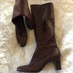 Never Worn Condition Women’s Boots Genuine Leather Classic Winter Boots Medium Width, Formal Mid-calf Boots For Fall, Classic Winter Heeled Boots With Stacked Heel, Fitted Fall Heeled Boots With Leather Lining, Fitted Leather Lining Boots For Fall, Fitted Leather-lined Boots For Fall, Fitted Leather Lined Boots For Fall, Fitted Boots For Business In Fall, Winter Formal Knee-high Boots